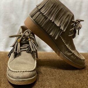 UGG Women’s Caleb Fringe Wedge Leather Bootie